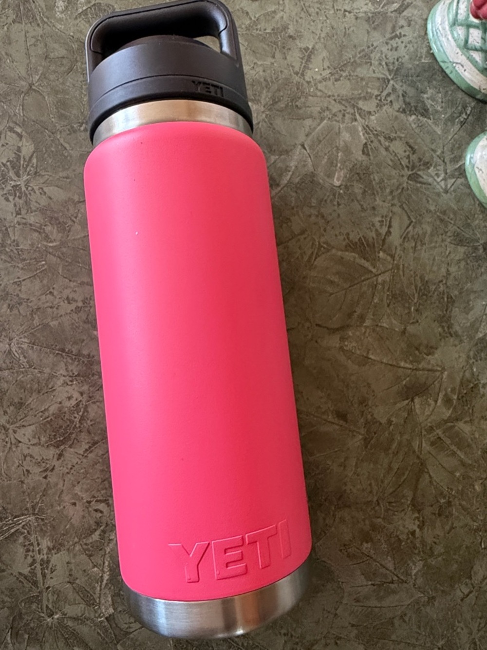 Yeti Pink Stainless Steel Travel Bottle with Black Handle Lid - Picture 4 of 5